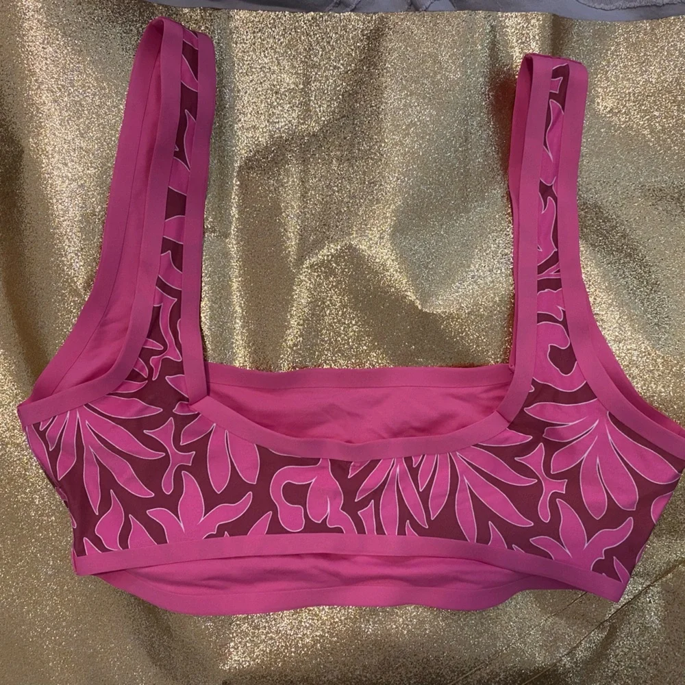 NWOT bikini top revolve brand sample no brand tag - Picture 2 of 4